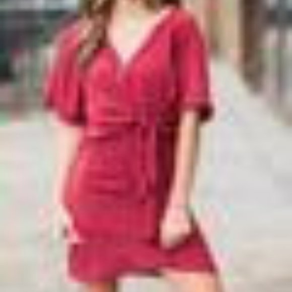 Looking Fab Dress in Wine - Picture 4 of 4